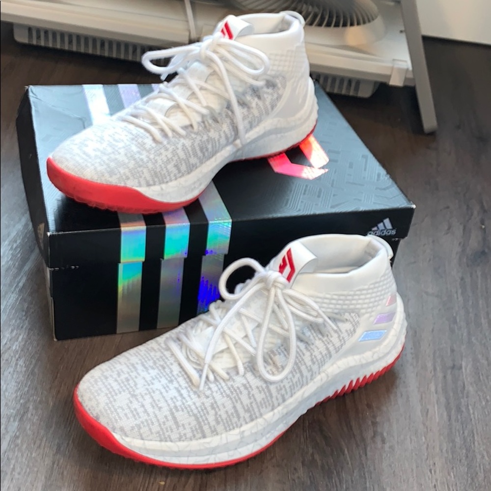 Brand new Dame 4s